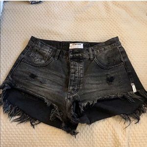 One Teaspoon Black Le Wolves shorts sz 28
